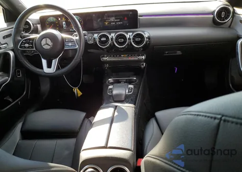 2019 Mercedes-Benz A 220 4Matic из США, поврежденный, VIN WDD3G4FB5KW003264